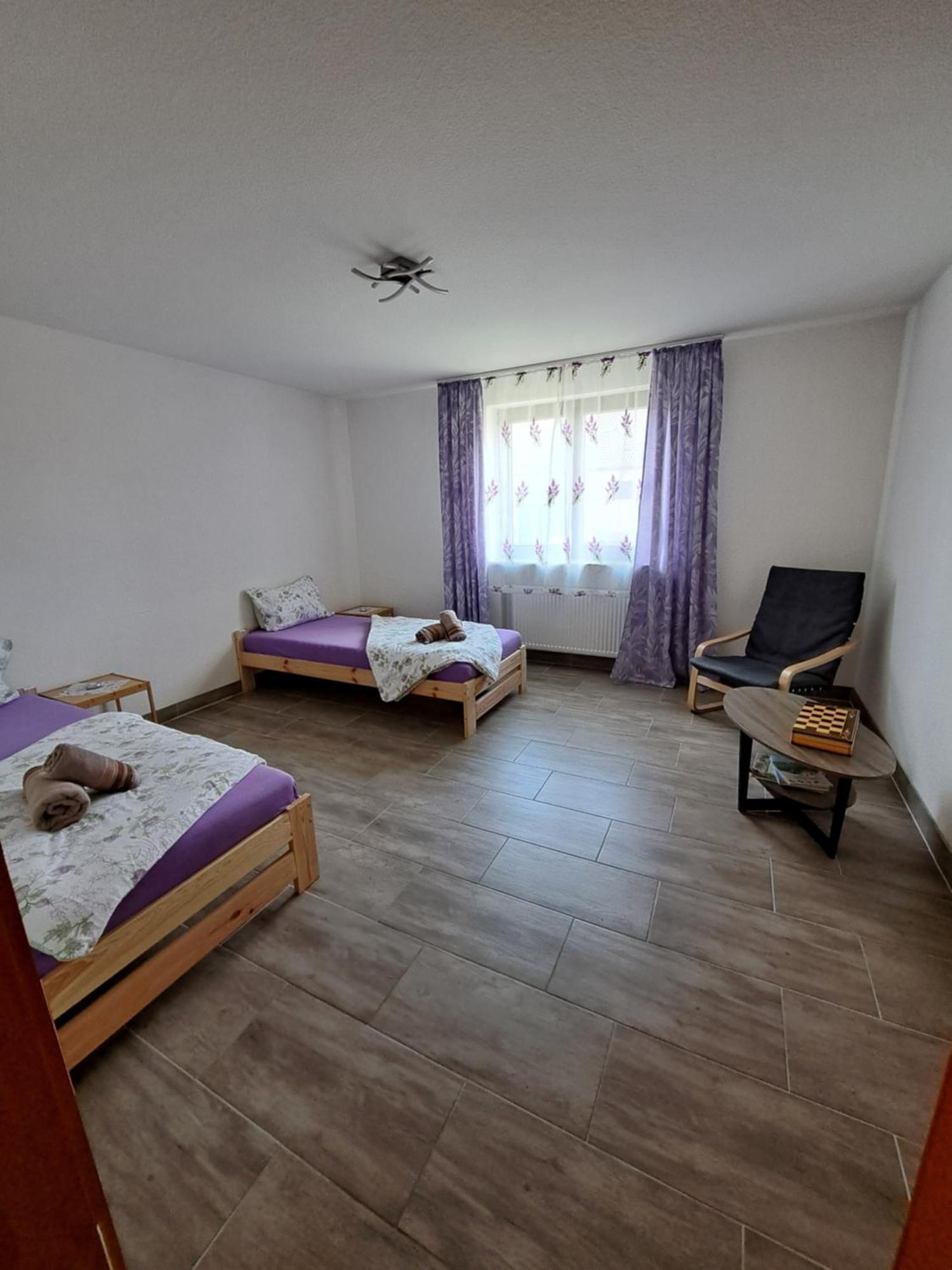 Wohnung Mit 2 - 3 Zimmern Ballenberg Εξωτερικό φωτογραφία